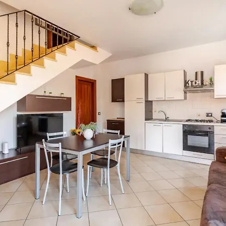 Holiday home Big Garden - Free Parking, Wi-fi E Netflix Fiumicino