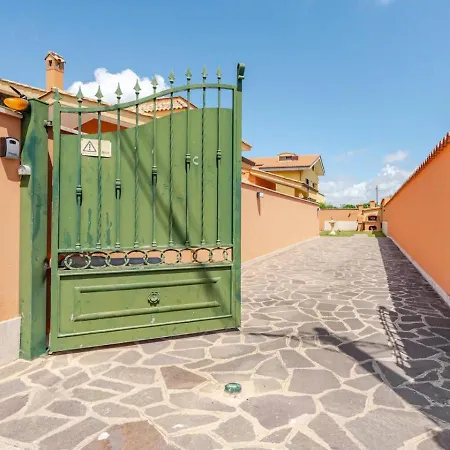 Garden - Free Parking, Wi-fi E Netflix * フィウミチーノ